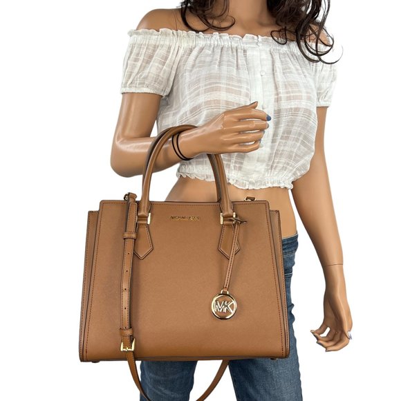 Michael Kors Tan Shoulder Bag - Picture 1 of 13